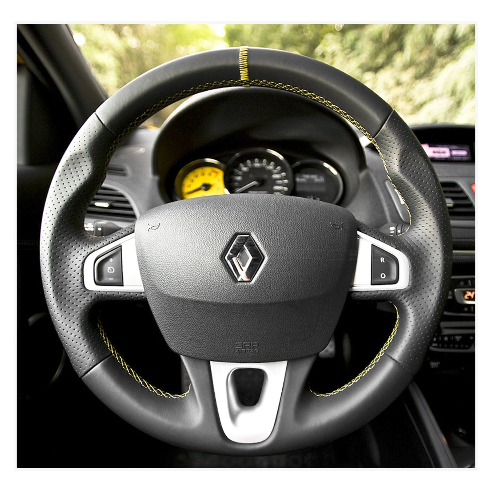 MEWANT Lenkradbezug für Renault Megane 3 (Coupe) RS 2010-2016