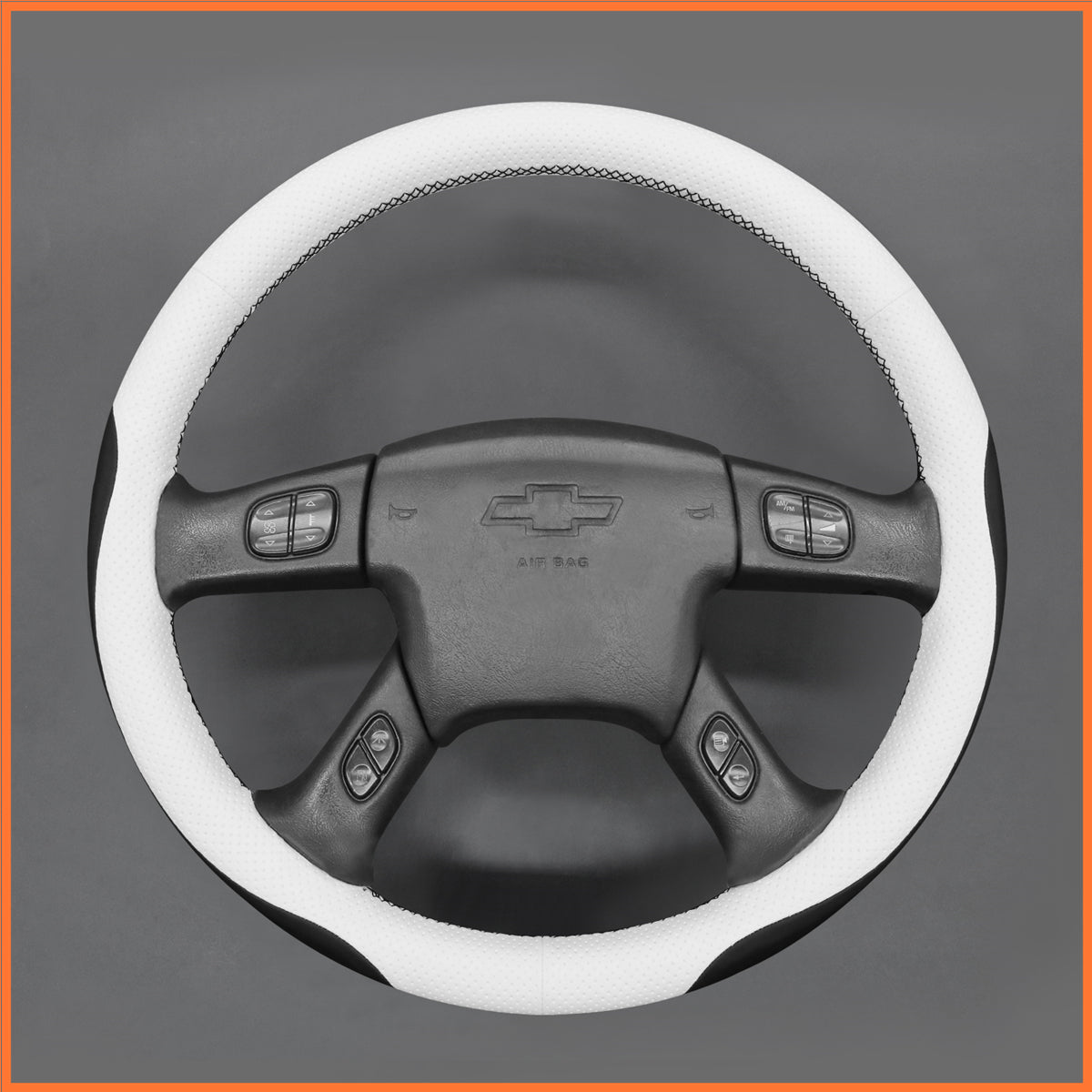 MEWANT Lenkradbezug für Chevrolet (Chevy) Silverado / Avalanche / Express / Suburban / Tahoe / TrailBlazer 2001-2006 - Mewant.de
