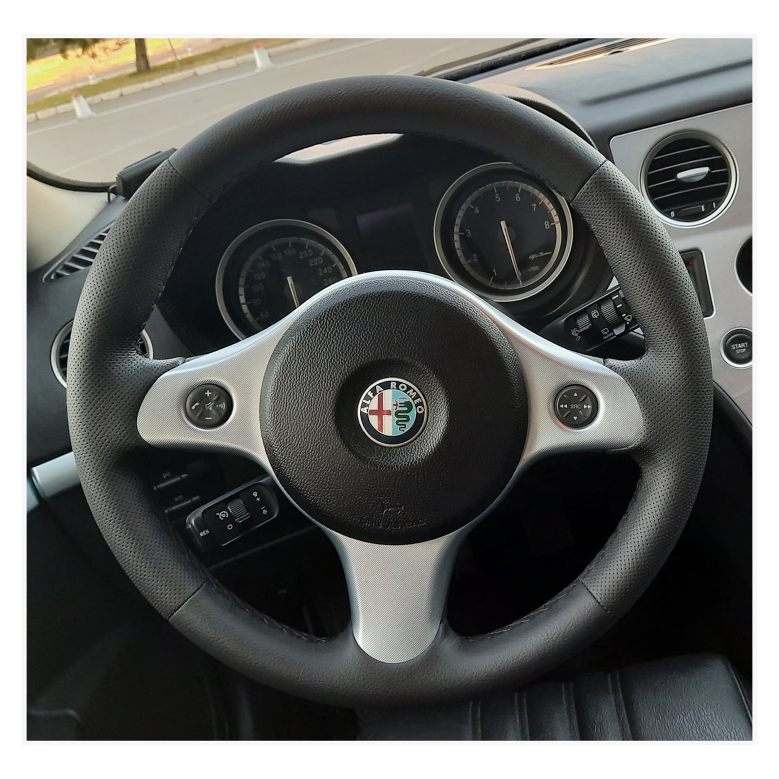 MEWANT Lenkradbezug für Alfa Romeo 159 2006 - 2012 / Brera 2006 - 2011 / Spider 2006 - 2011 - Mewant.de