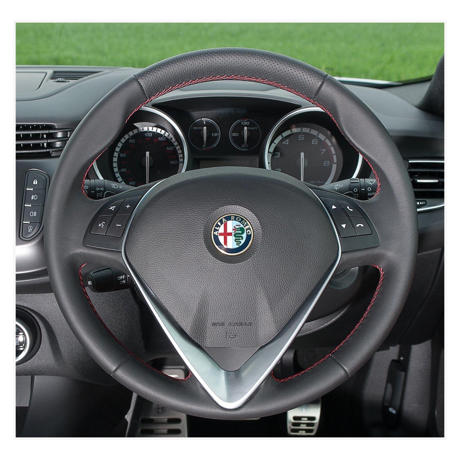 MEWANT Lenkradbezug für Alfa Romeo Giulietta 2014 - 2021 / MiTo 2014 - 2019 - Mewant.de