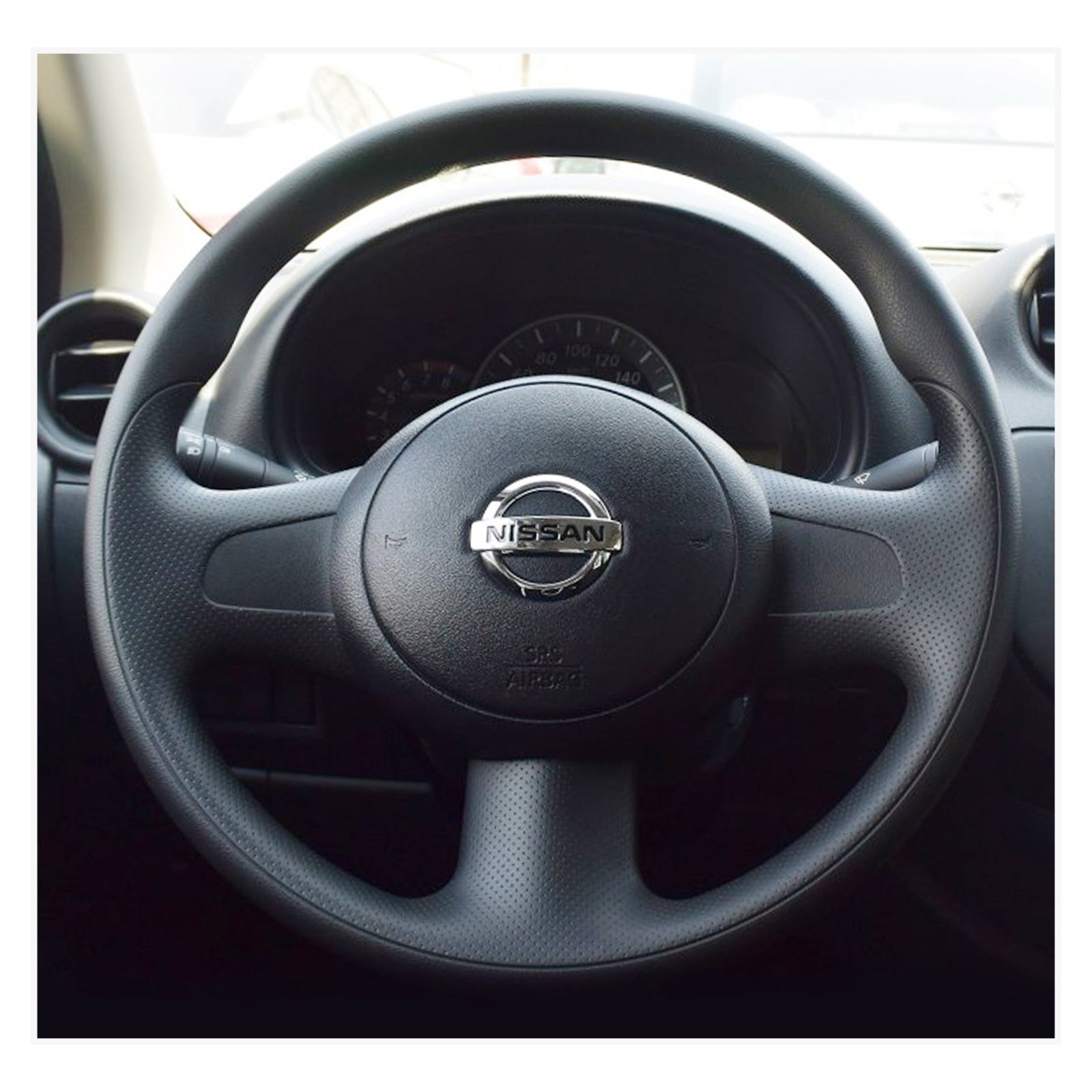 MEWANT steering wheel cover for Nissan Cube 2008-2020 / Micra 2010-2017