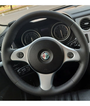 MEWANT Lenkradbezug für Alfa Romeo 159 2006 - 2012 / Brera 2006 - 2011 / Spider 2006 - 2011 - Mewant.de