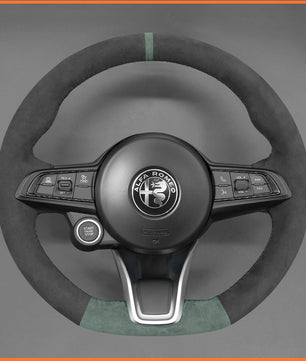 MEWANT Lenkradbezug für Alfa Romeo Giulia 2020 - 2022 / Stelvio 2020 - 2022 / Tonale 2022 - Mewant.de