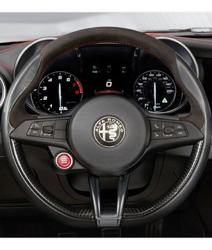 MEWANT Lenkradbezug für Alfa Romeo Giulia (Quadrifoglio) 2016 - 2020 / Stelvio (Quadrifoglio) 2017 - 2020 - Mewant.de